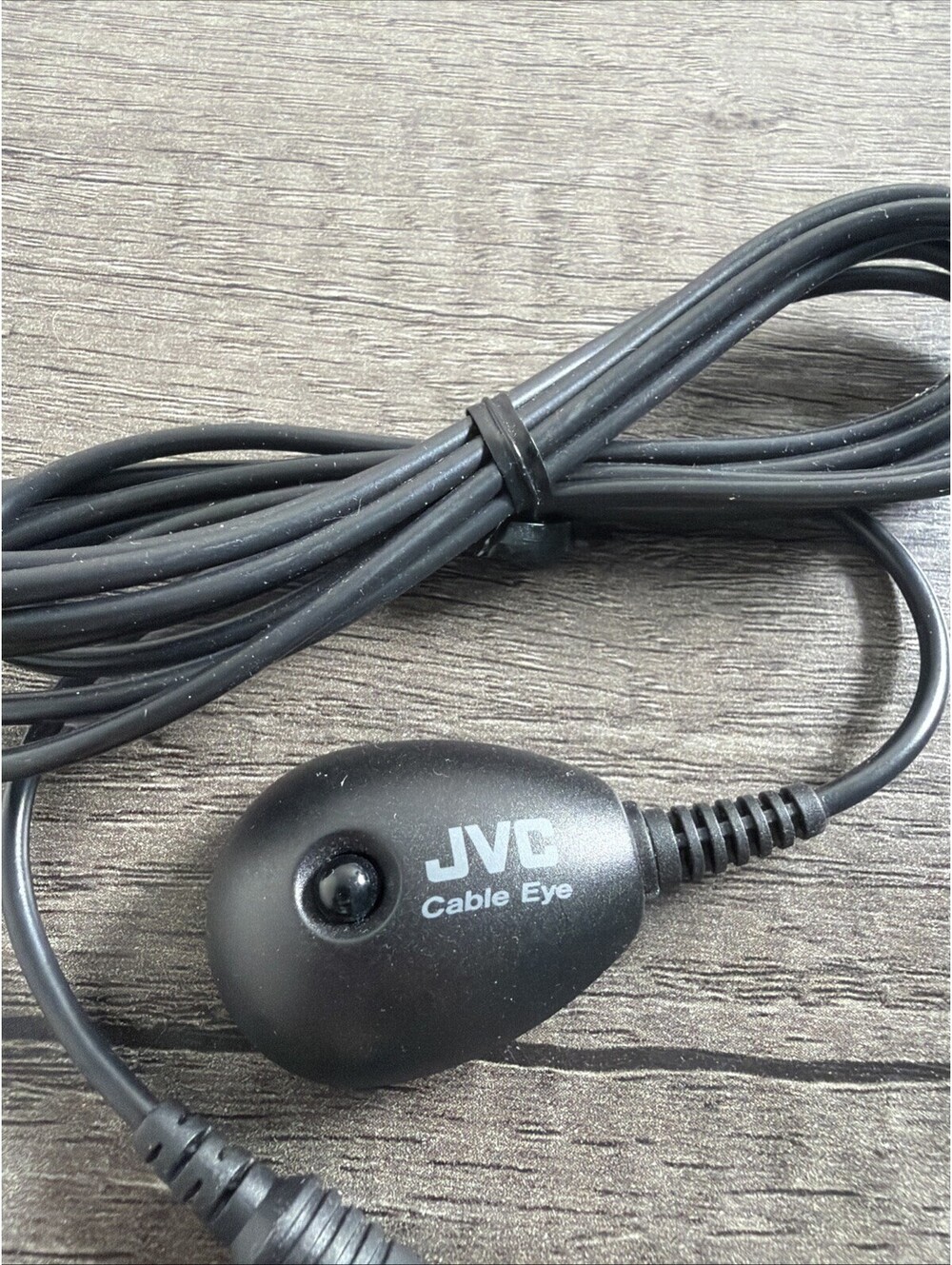 JVC Cable Eye IR Emitter Controller - Picture 2 of 3